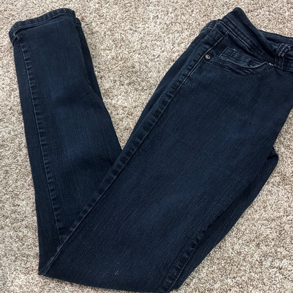 ⭐️2/$10 - Classic Blue Women's Jeans
